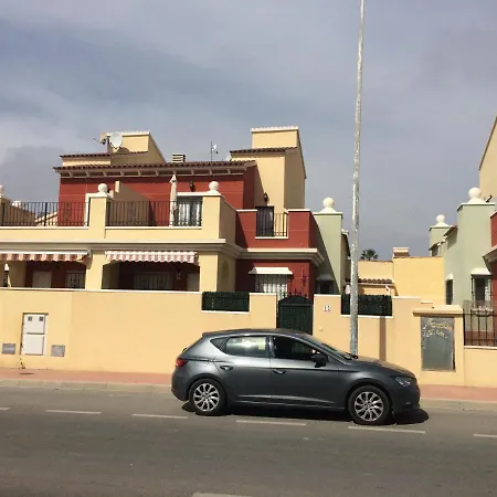 בית נופש Townhouse Premium Altos De La Bahia טורבייחה